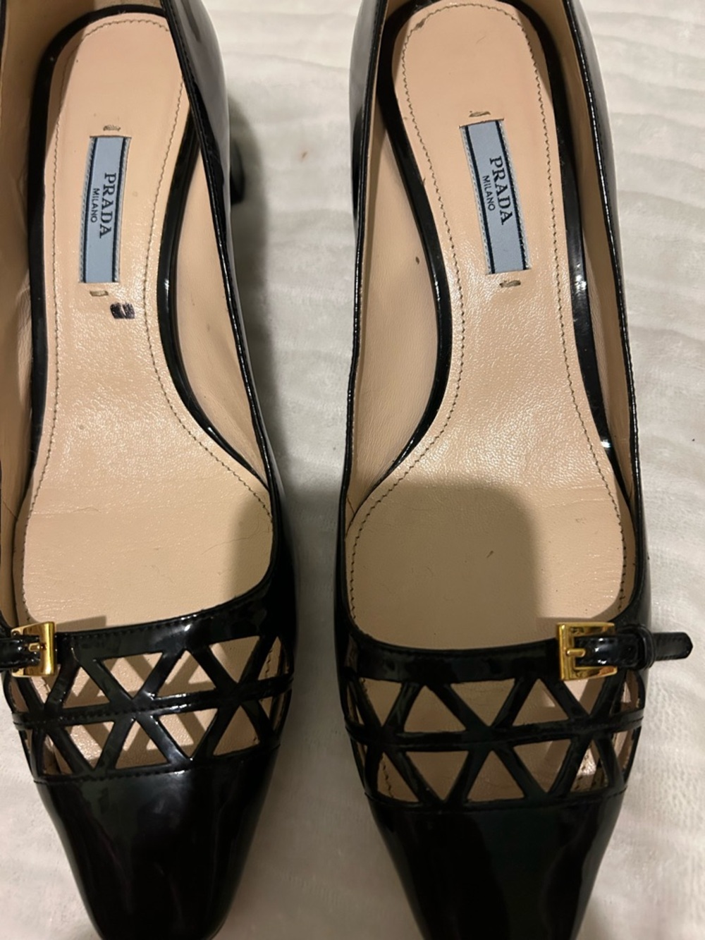 Prada patent leather 2 inch heel - Picture 17 of 17
